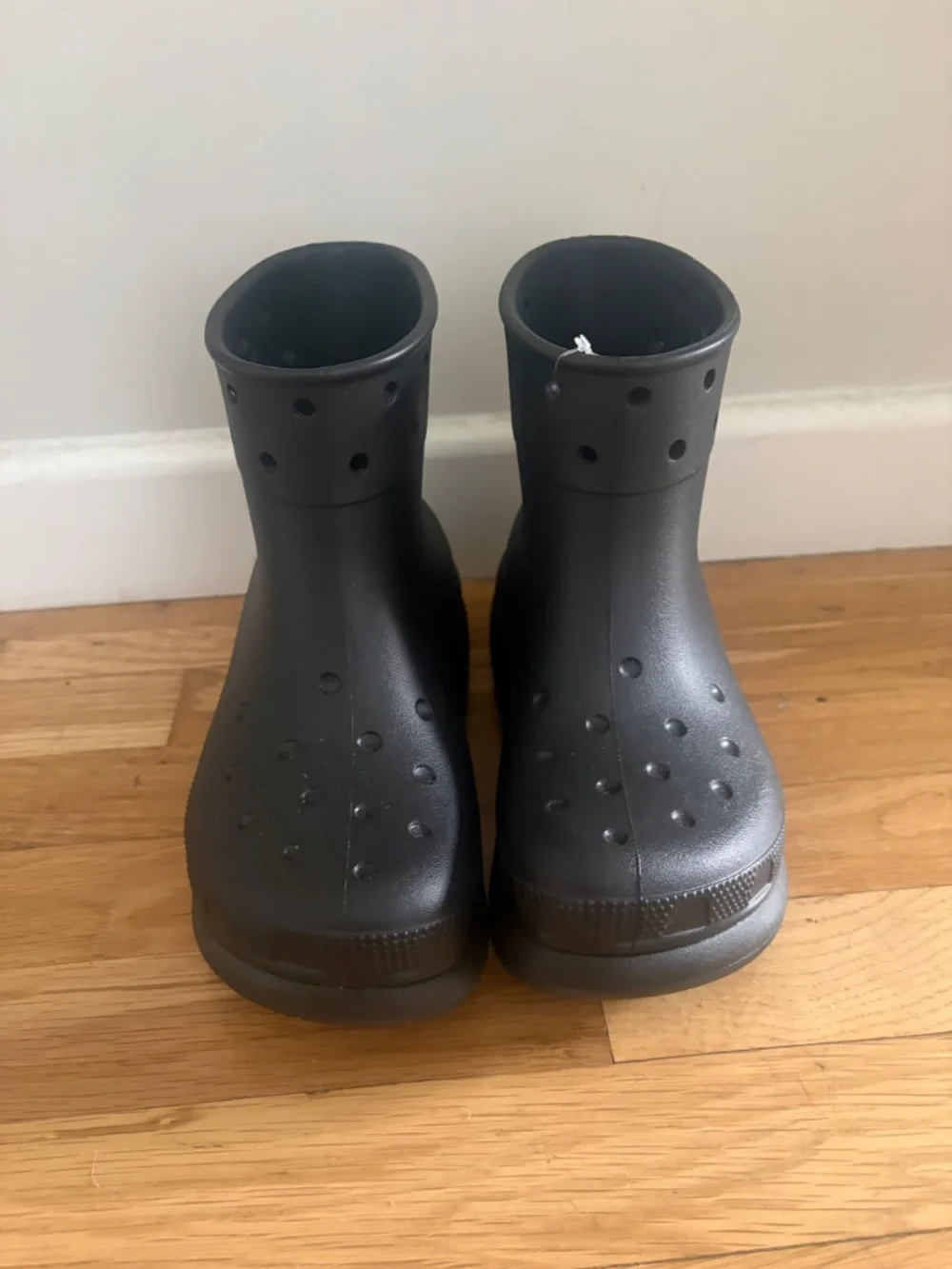 NEW black Crocs Crush bootie - W US size 6/7